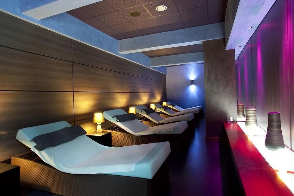 Mahogany Hotel Residence & Spa Le Gosier  4*, Le Gosier (Grande-Terre)