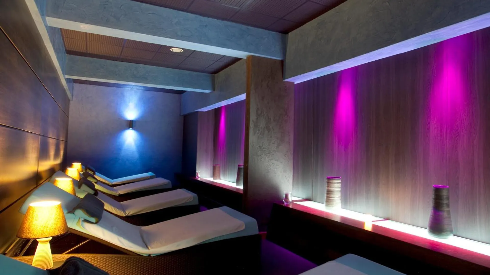 Mahogany Hotel Residence & Spa Le Gosier  Le Gosier (Grande-Terre)