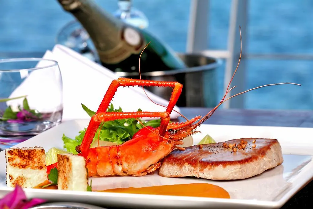 Mahogany Hotel Residence & Spa Le Gosier  4*, Le Gosier (Grande-Terre)